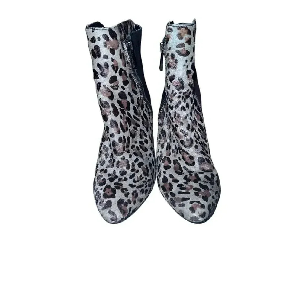 Vince Camuto Cone Heel Calf Hair Animal Print Leather Ankle  Sz 9.5 Mob Wife